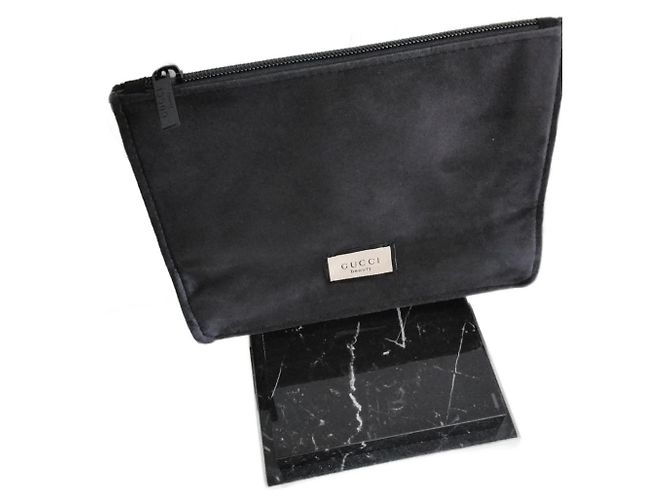 Pochette Gucci in velluto nero - vista 2