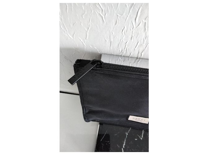 Pochette Gucci in velluto nero - vista 4