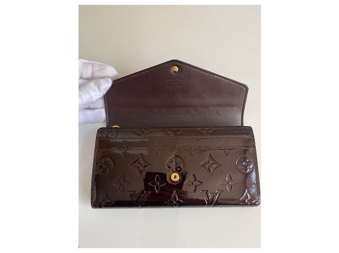 Portafoglio Louis Vuitton Sarah Monogram Vernis Amarante - vista 10