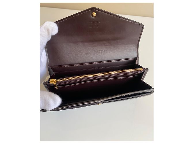 Portafoglio Louis Vuitton Sarah Monogram Vernis Amarante - vista 8