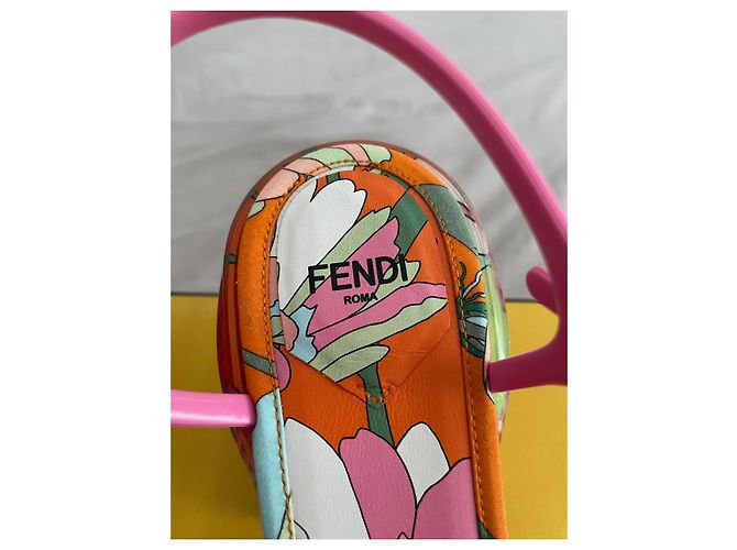 Sandali Fendi in cotone rosa - vista 4