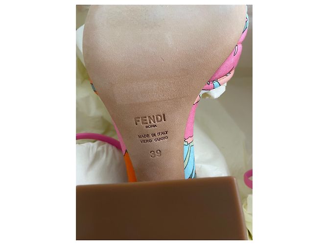 Sandali Fendi in cotone rosa - vista 6