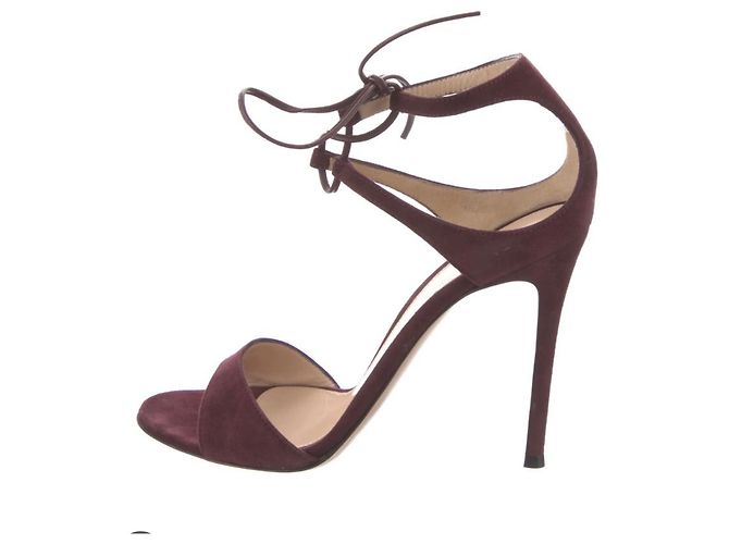 Sandali Gianvito Rossi in camoscio cioccolato - vista 2