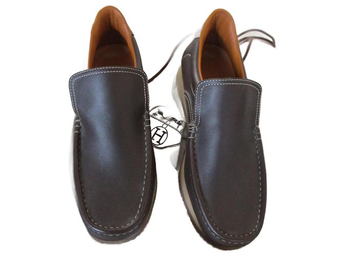 Hermès MOCASSINI IN PELLE MARRONE, Pointure 39,5. - vista 2