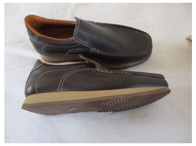 Hermès MOCASSINI IN PELLE MARRONE, Pointure 39,5. - vista 3