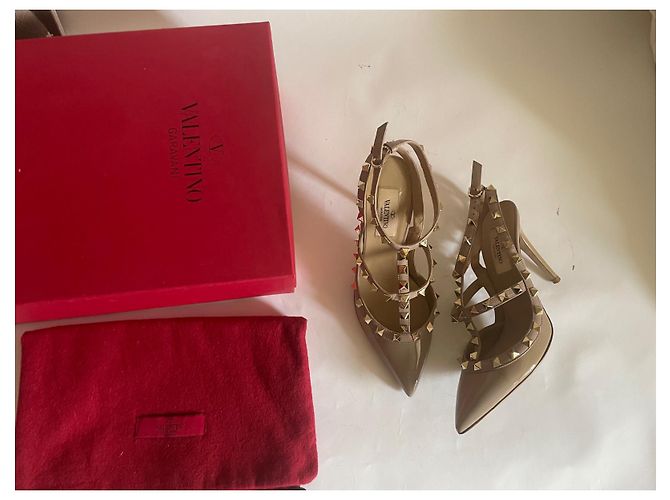 Décolleté Valentino Garavani Rockstud Caged 100 Beige Vernice 36.5 - vista 19