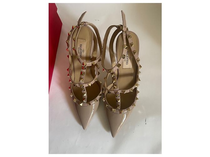 Décolleté Valentino Garavani Rockstud Caged 100 Beige Vernice 36.5 - vista 5