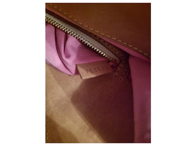 Louis Vuitton Catherine Rosa - vista 4