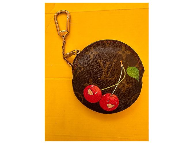 Zippy Louis Vuitton Cherry Round Coin Colección Murakami Castaño Roja Verde - vista 5