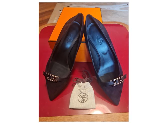 Hermès Errötender Pump mit HAPI-Schnalle Schwarz - Ansicht 7
