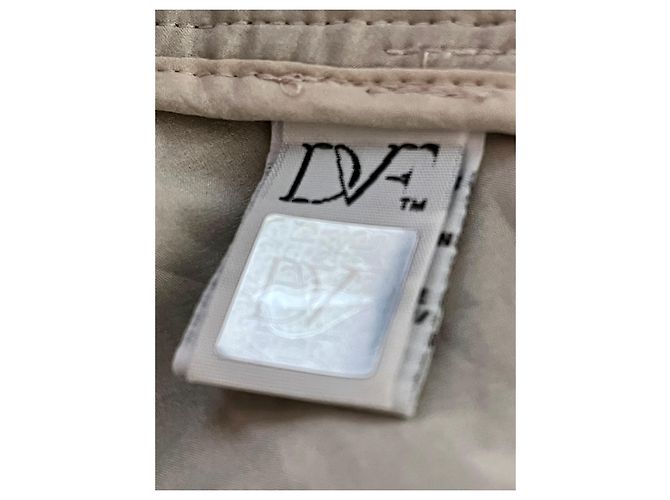 Diane Von Furstenberg DvF New Amelia - Robe portefeuille en dentelle - Noir et crème Écru - vue 4