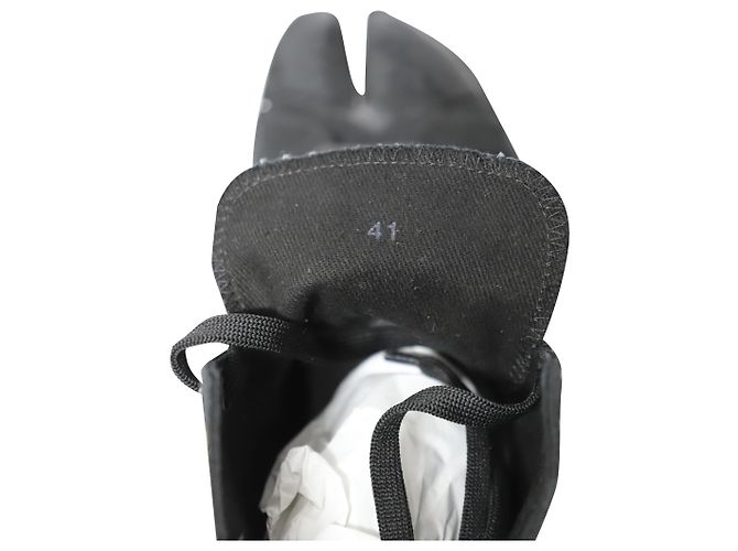 Maison Martin Margiela Maison Margiela Sneakers Tabi montantes en toile noire - vue 6