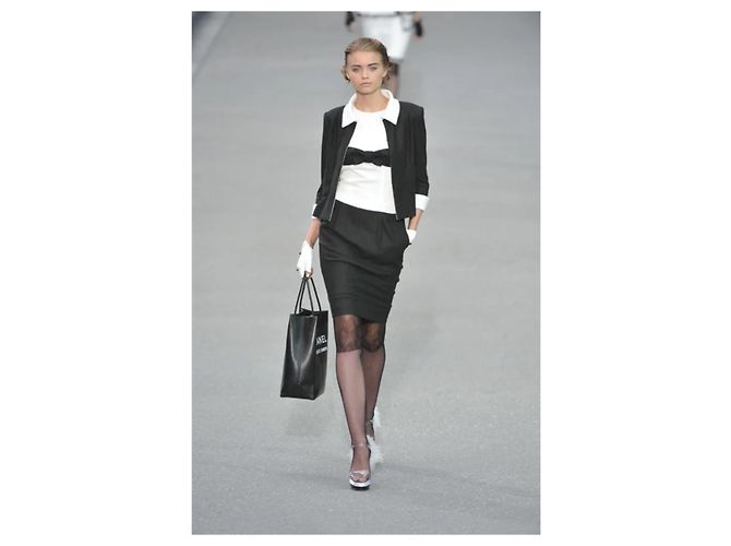 Chanel 09P NEGRO BLANCO LINO SEDA ES40 - vista 6