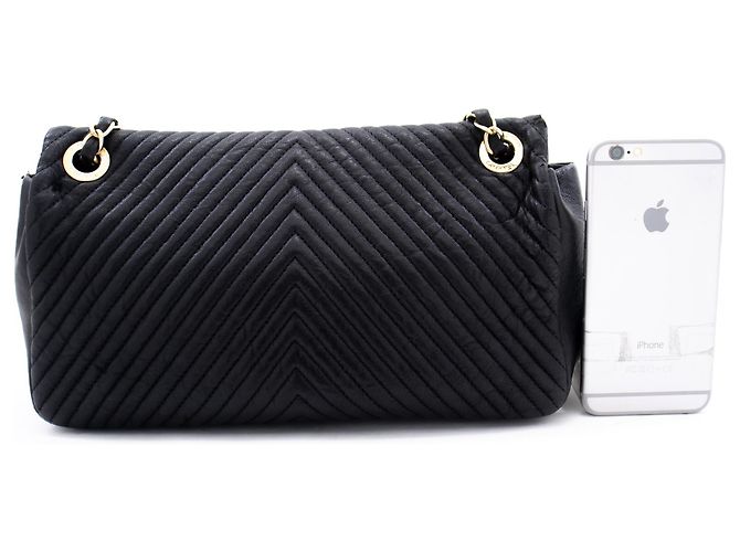 Bolsa de ombro Chanel Chevron com ponto em V e corrente de couro com aba única Preto - vista 3