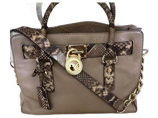 Sac à main Michael Kors en agneau couleur sable - vue 2