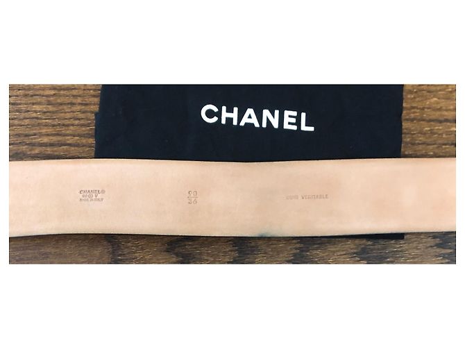 Chanel dunkelbrauner Lammledergürtel mit silberner CC-Schnalle - Ansicht 7