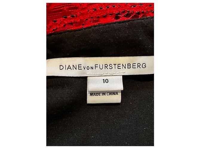 Diane Von Furstenberg DvF Julianna Vestido envelope vermelho e preto com renda - vista 8