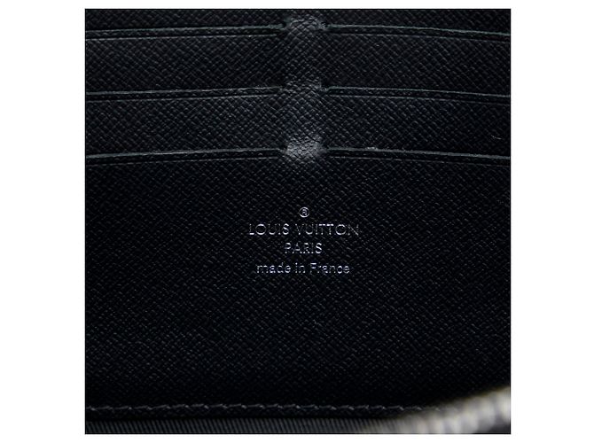 Louis Vuitton Borsa a tracolla morbida per baule con monogramma nero Eclipse - vista 6