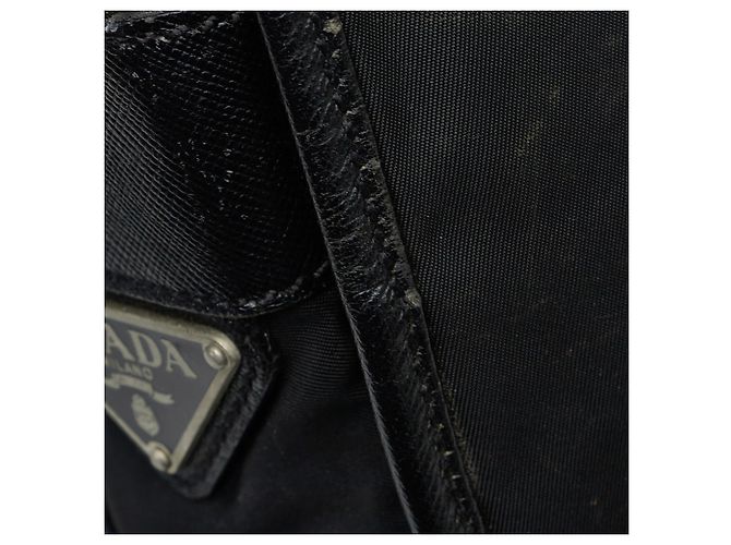 Borsa messenger Prada in tessuto nero con fibbia - vista 3