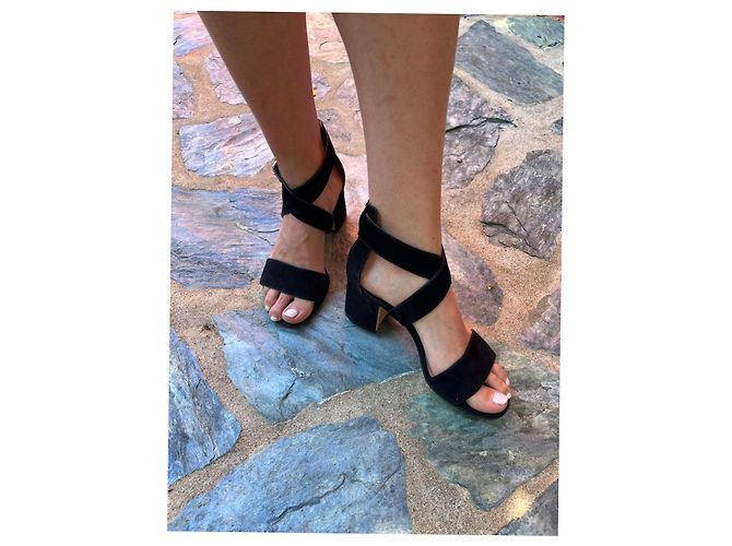 Sandali Gianvito Rossi Portofino in camoscio nero - vista 13