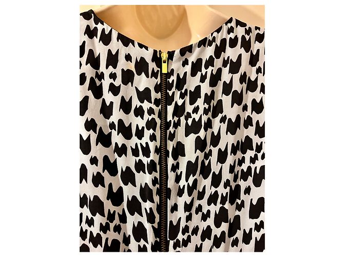 Diane Von Furstenberg DvF CARPREENA Mini Vestido Floral Celeste Dove Bloom. Negro Azul claro - vista 4