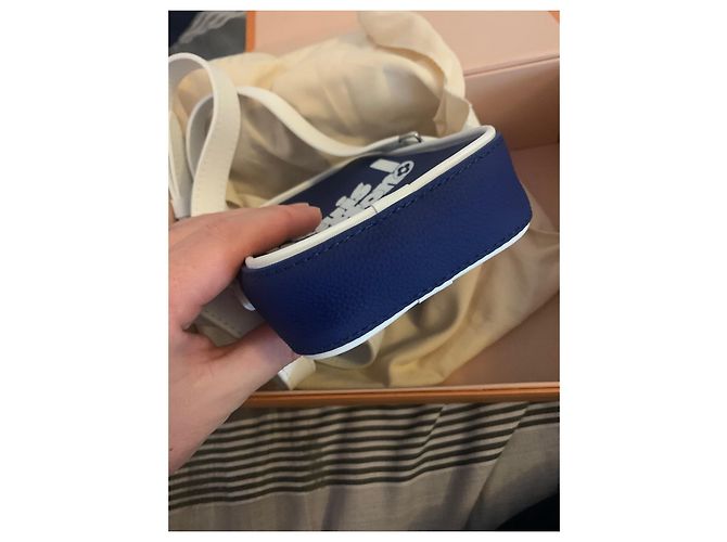 Nuova borsa Louis Vuitton Danubio Blu navy - vista 4