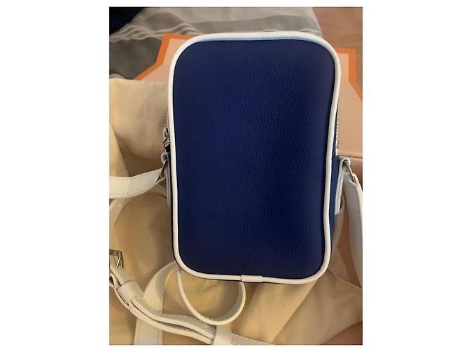 Nuova borsa Louis Vuitton Danubio Blu navy - vista 5