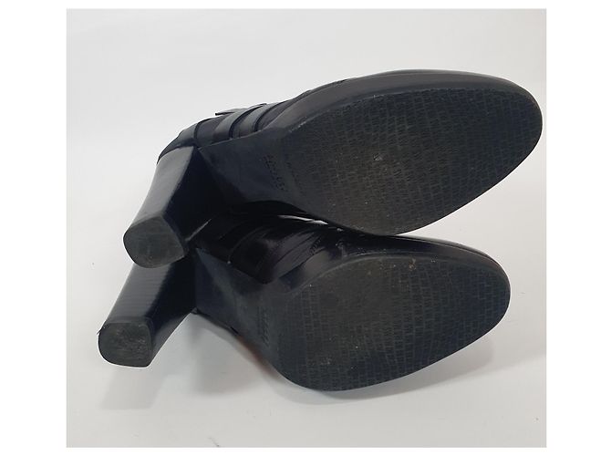 Stivaletti Stuart Weitzman Neri in Pelle e Tessuto Nero - vista 6