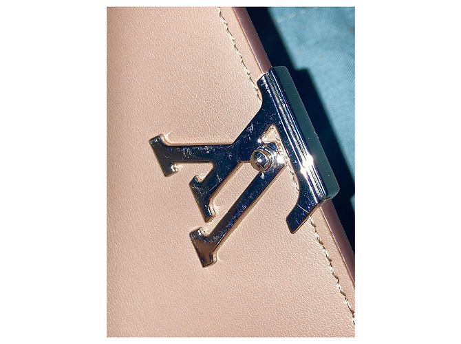 Louis Vuitton Capucines XS Geldbörse Rosa Taurillon Leder Pink - Ansicht 7