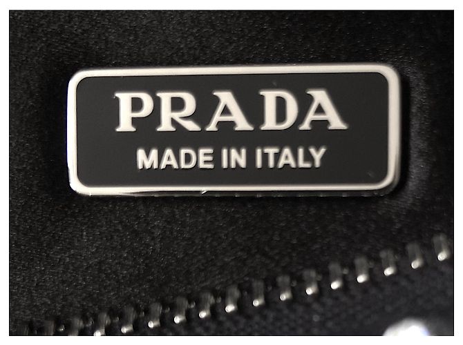 Prada Bolsa triangular com aplicação de cristais - vista 11