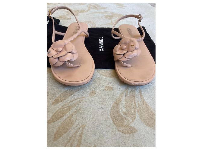 Sandali Chanel Camellia rosa in pelle - vista 3