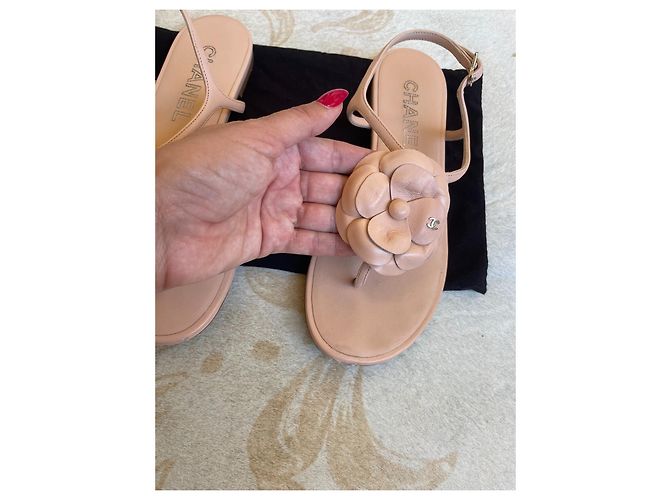 Sandali Chanel Camellia rosa in pelle - vista 4