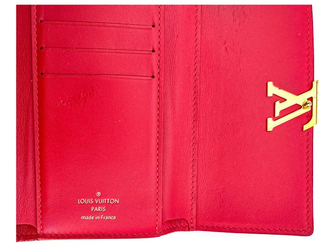 Louis Vuitton Cartera Compacta Capucines Piel Roja - vista 3