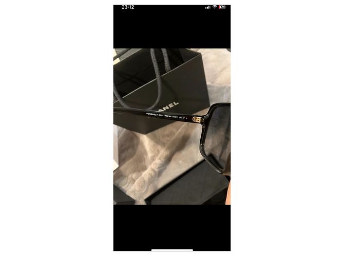 Occhiali da sole Chanel neri e oro Nero - vista 5
