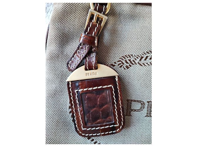 Borsa a tracolla Prada beige in pelliccia e tweed - vista 9