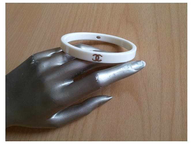 Pulseira Chanel com logo CC branca Branco - vista 3