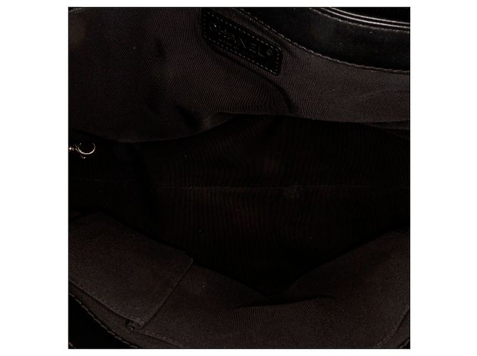 Chanel Black Patent Boy Reverso Shopping Tote Nero - vista 7