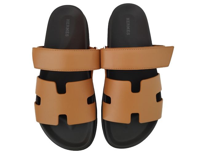 Hermès Sandali Hermes Chypre in pelle marrone naturale e suola nera Nero - vista 11
