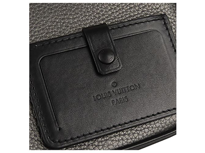 Louis Vuitton Alpha in Taurillon Grigio Marrone - vista 7