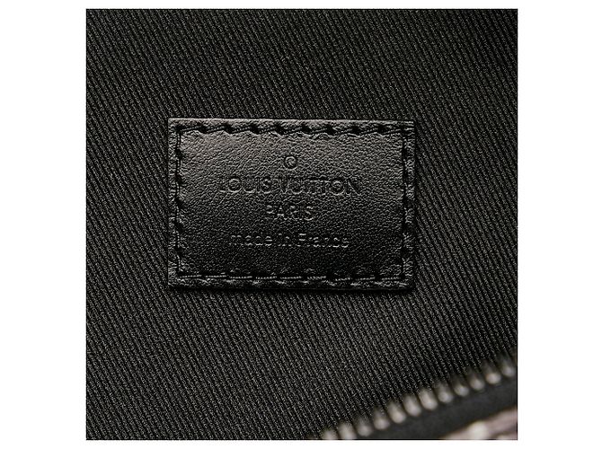 Bumbag Riñonera Galaxy Discovery Monograma Negra Louis Vuitton Negro - vista 6