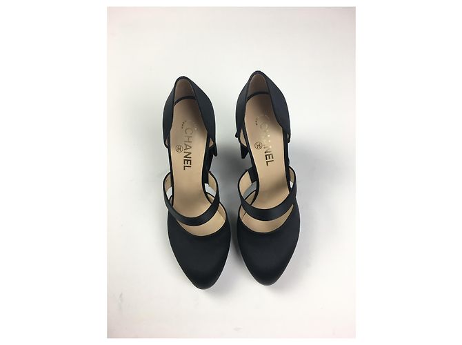 Cambon Chanel Décolleté in raso con fiocchi Nero - vista 8