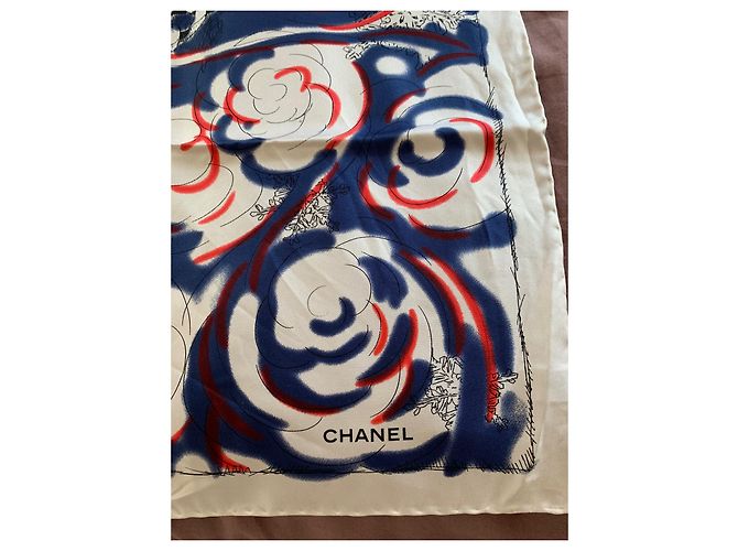 Foulard Chanel con stampa testa d'orso Bianco Rosso Blu - vista 4