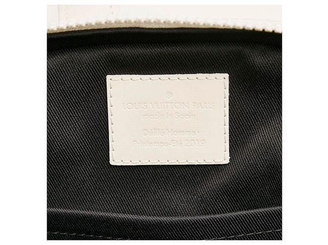 Louis Vuitton Monogramma Bianco Taurillon Utility Side - vista 6