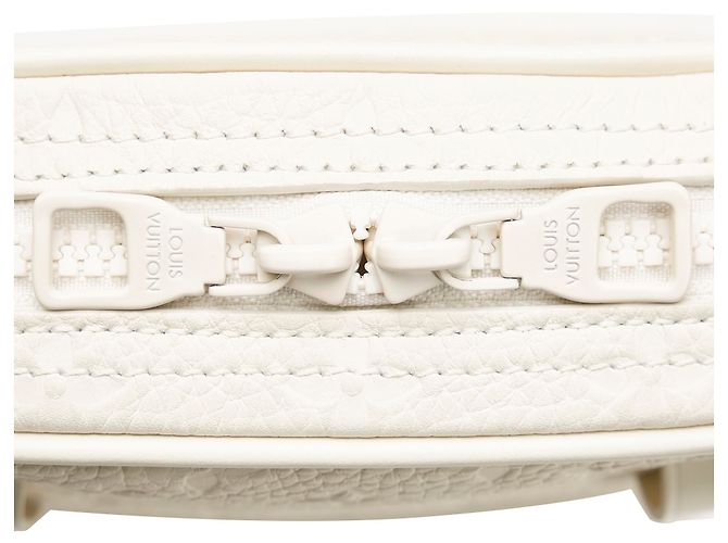 Louis Vuitton Monogramma Bianco Taurillon Utility Side - vista 8