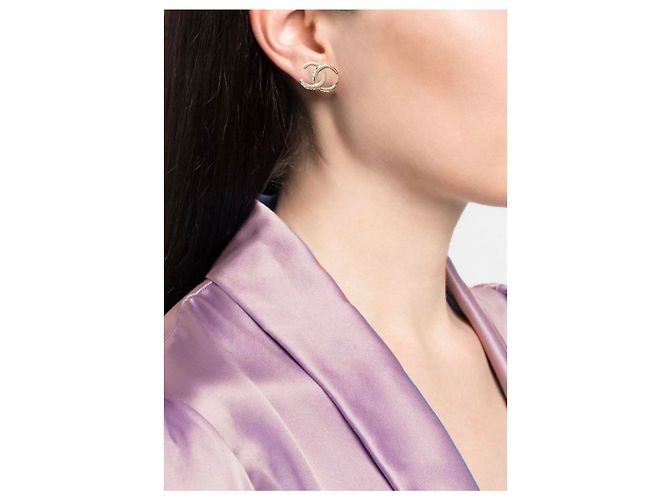 Chanel Grandi orecchini CC con strass logo Gold hardware - vista 2
