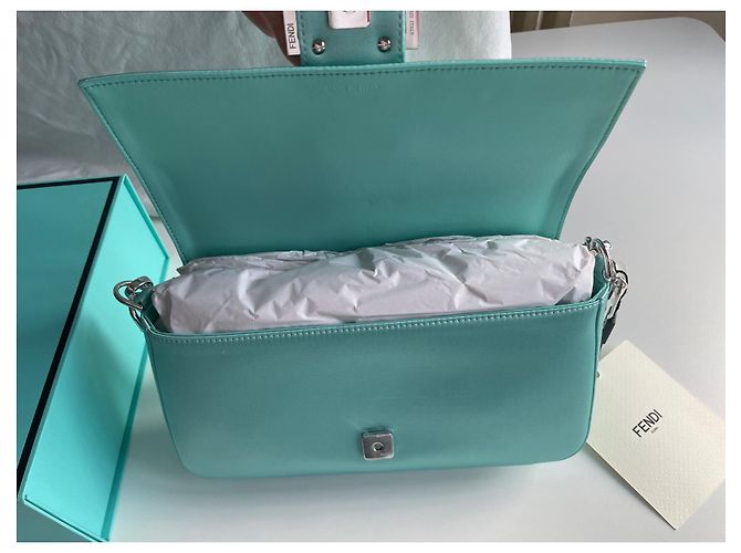 Baguette Fendi x Tiffany&Co. bastone Turchese - vista 4