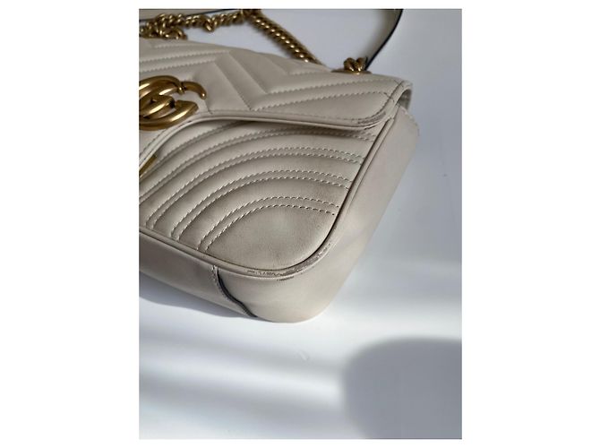 Borsa a tracolla Gucci GG Marmont in pelle bianca Bianco - vista 10
