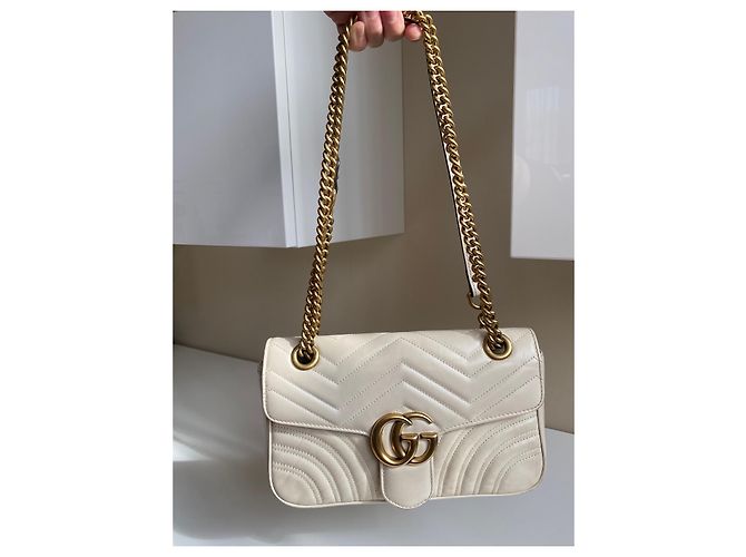 Borsa a tracolla Gucci GG Marmont in pelle bianca Bianco - vista 8
