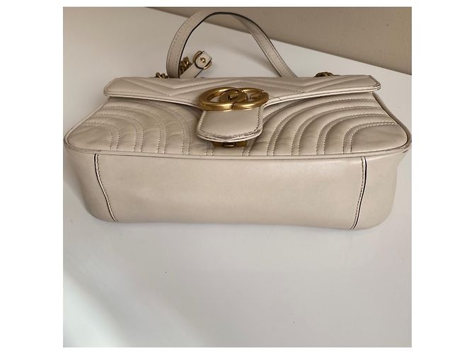 Borsa a tracolla Gucci GG Marmont in pelle bianca Bianco - vista 9