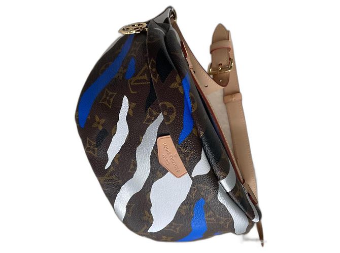 Bumbag Louis Vuitton Marsupio LV x League of Legends Marrone - vista 2